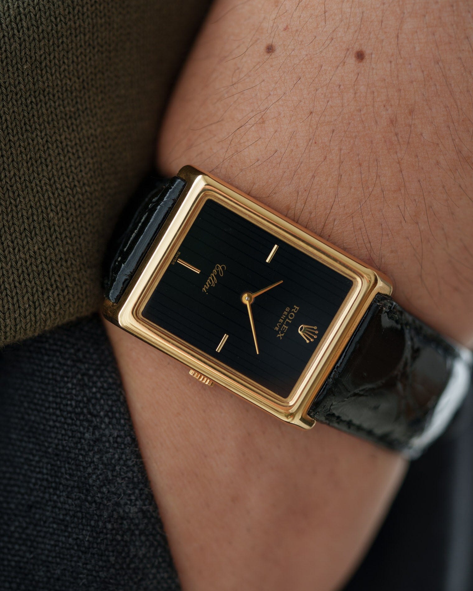 Rolex チェリーニ 4105 レクタングル YG ブラックタペストリーダイアル Watch ROLEX