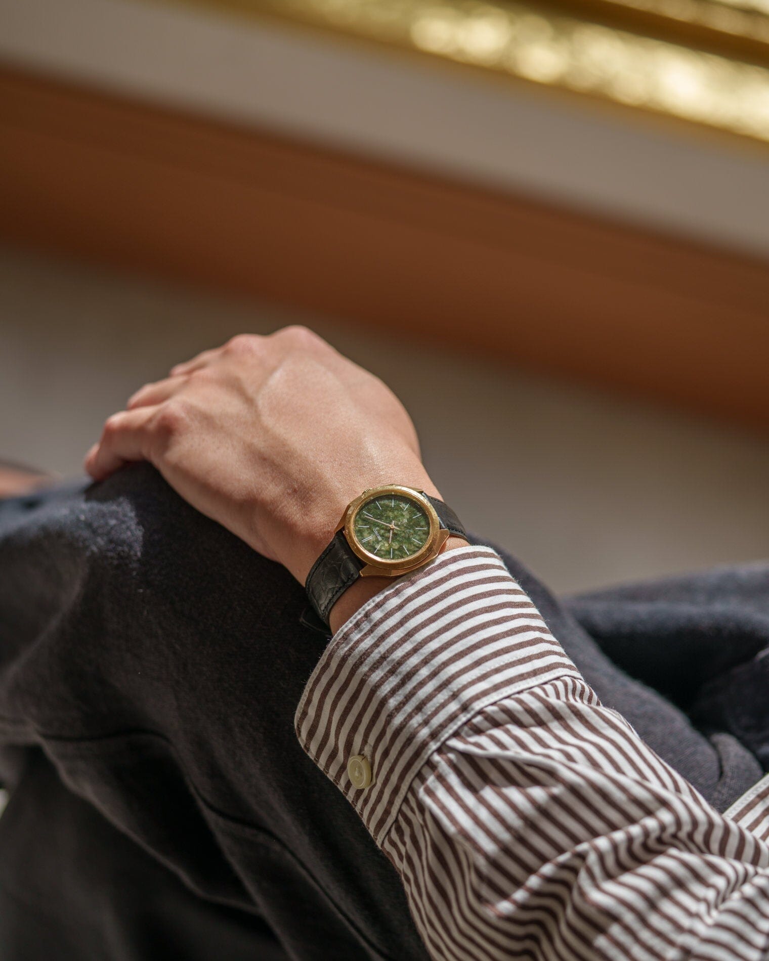 SEIKO シャリオ 2220-0340 YG 翡翠文字盤 純正尾錠付き Watch SEIKO