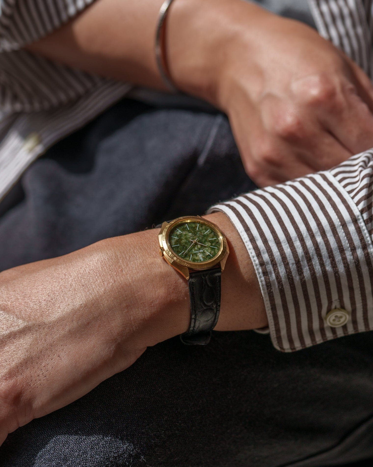 SEIKO シャリオ 2220-0340 YG 翡翠文字盤 純正尾錠付き Watch SEIKO