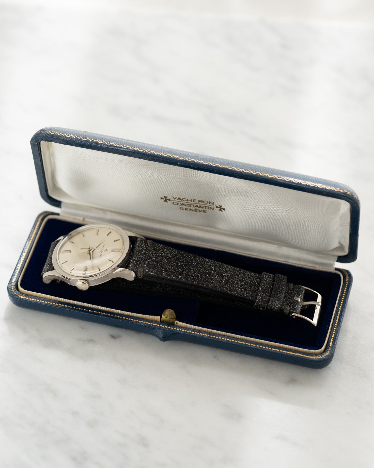 Vacheron Constantin ラウンド 4217 WG カラトラバ 箱付き Watch VACHERON CONSTANTIN