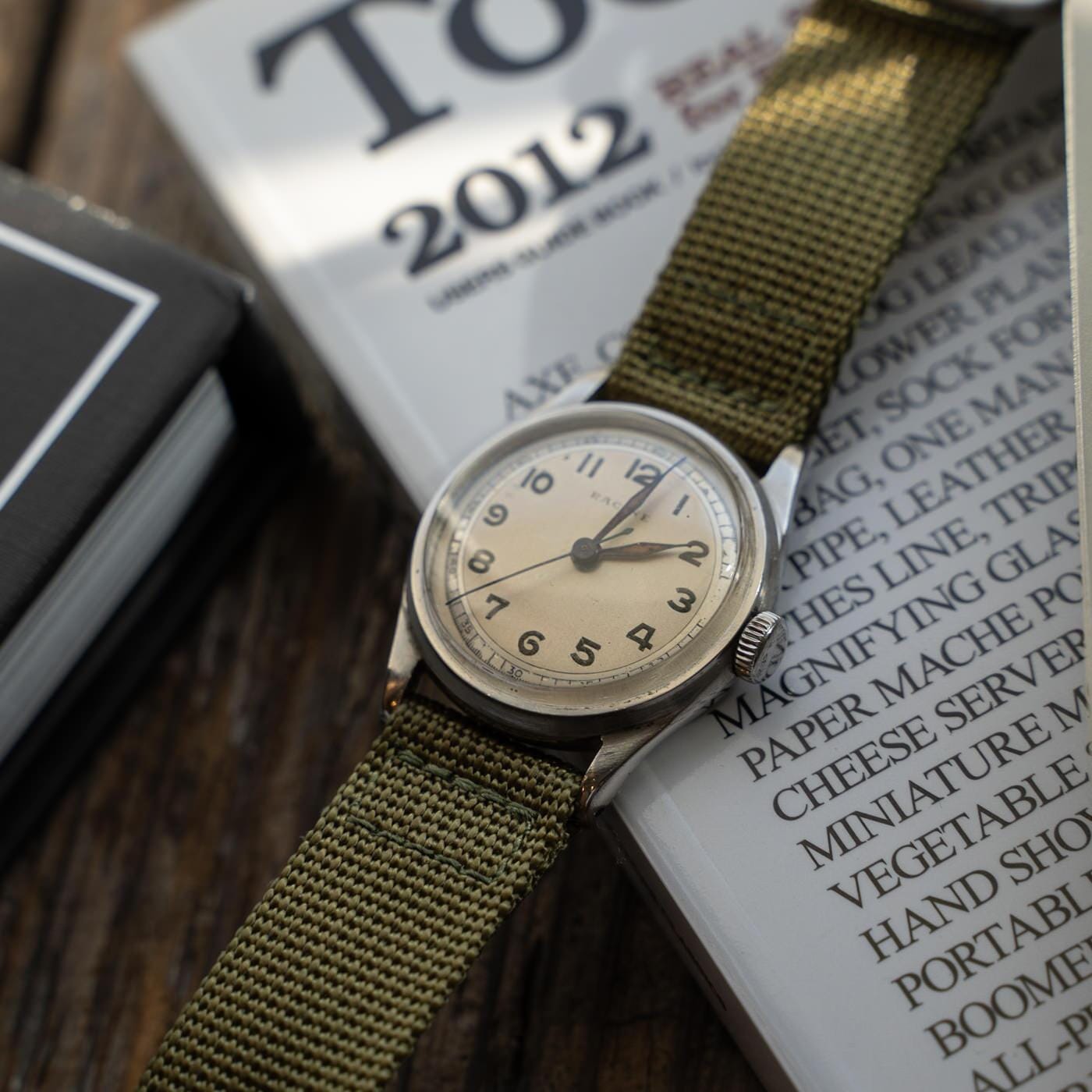 RACINE (GALLET) Military-Style Round 1940s - Arbitro