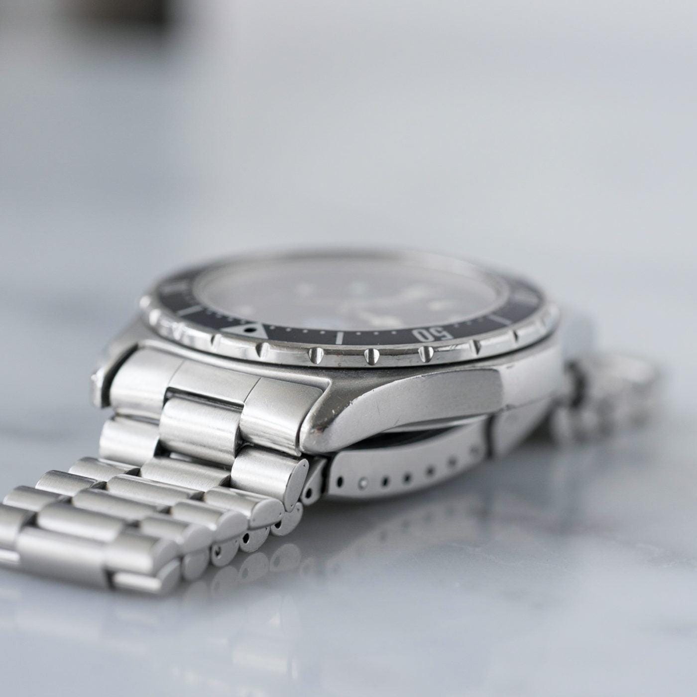 TAG HEUER 2000 Diver 973.006 Black Dial 1980s - Arbitro