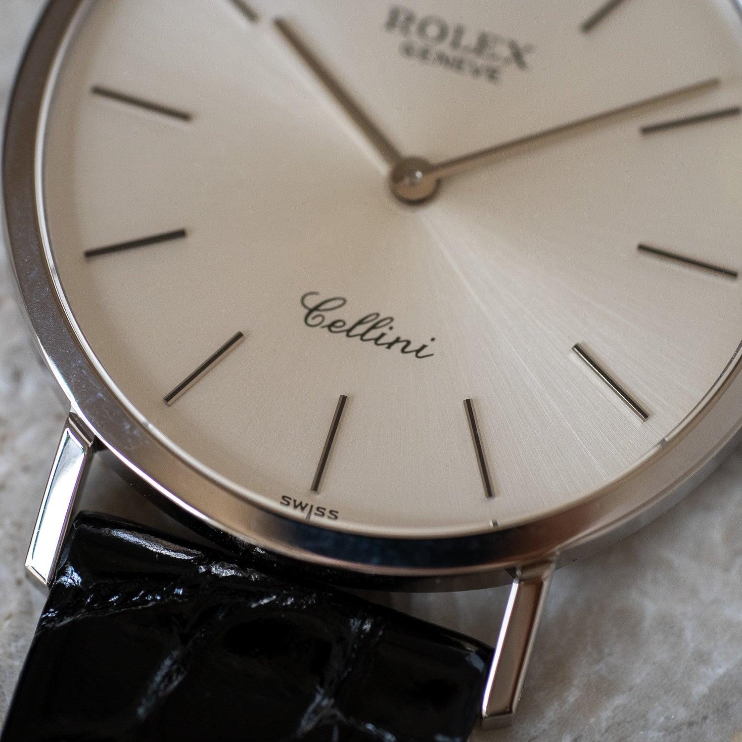 ROLEX Cellini 4112 WG Silver Dial - Arbitro