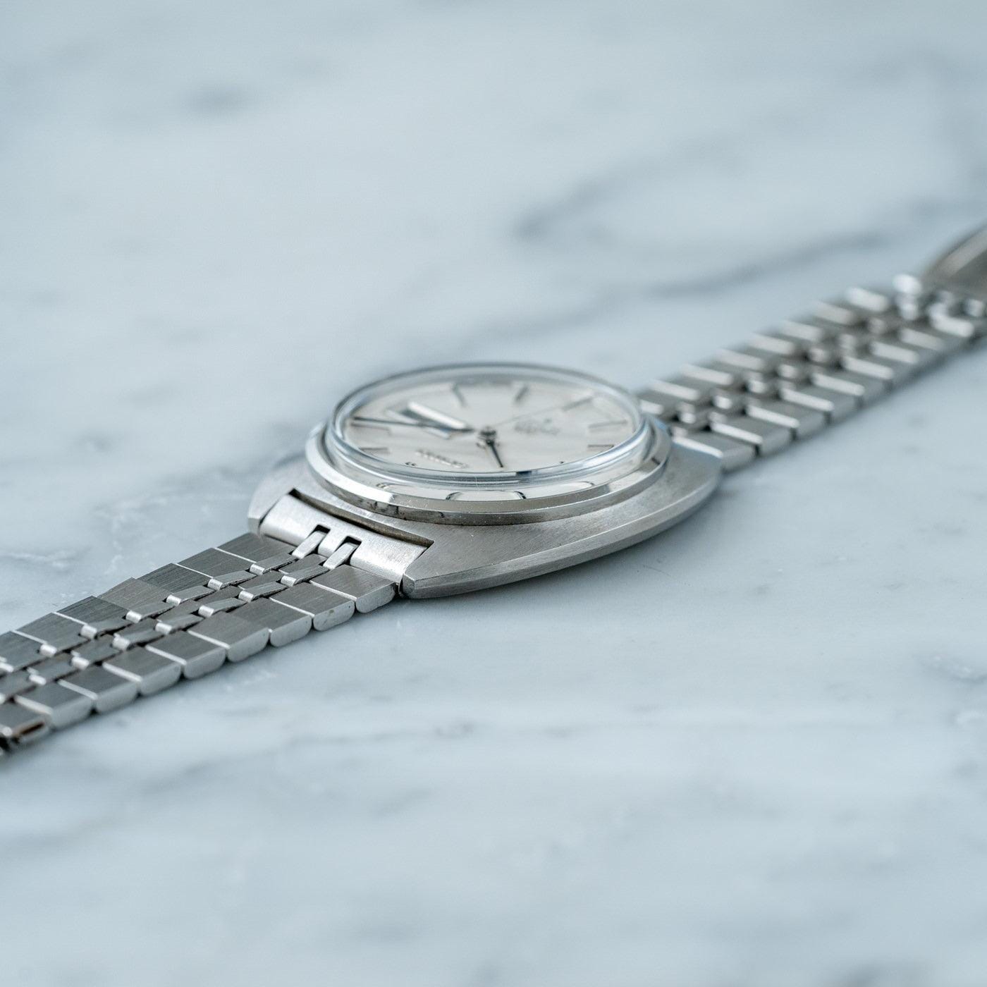 SEIKO Lord Matic 5606-8000 Tonneau 1970s - Arbitro