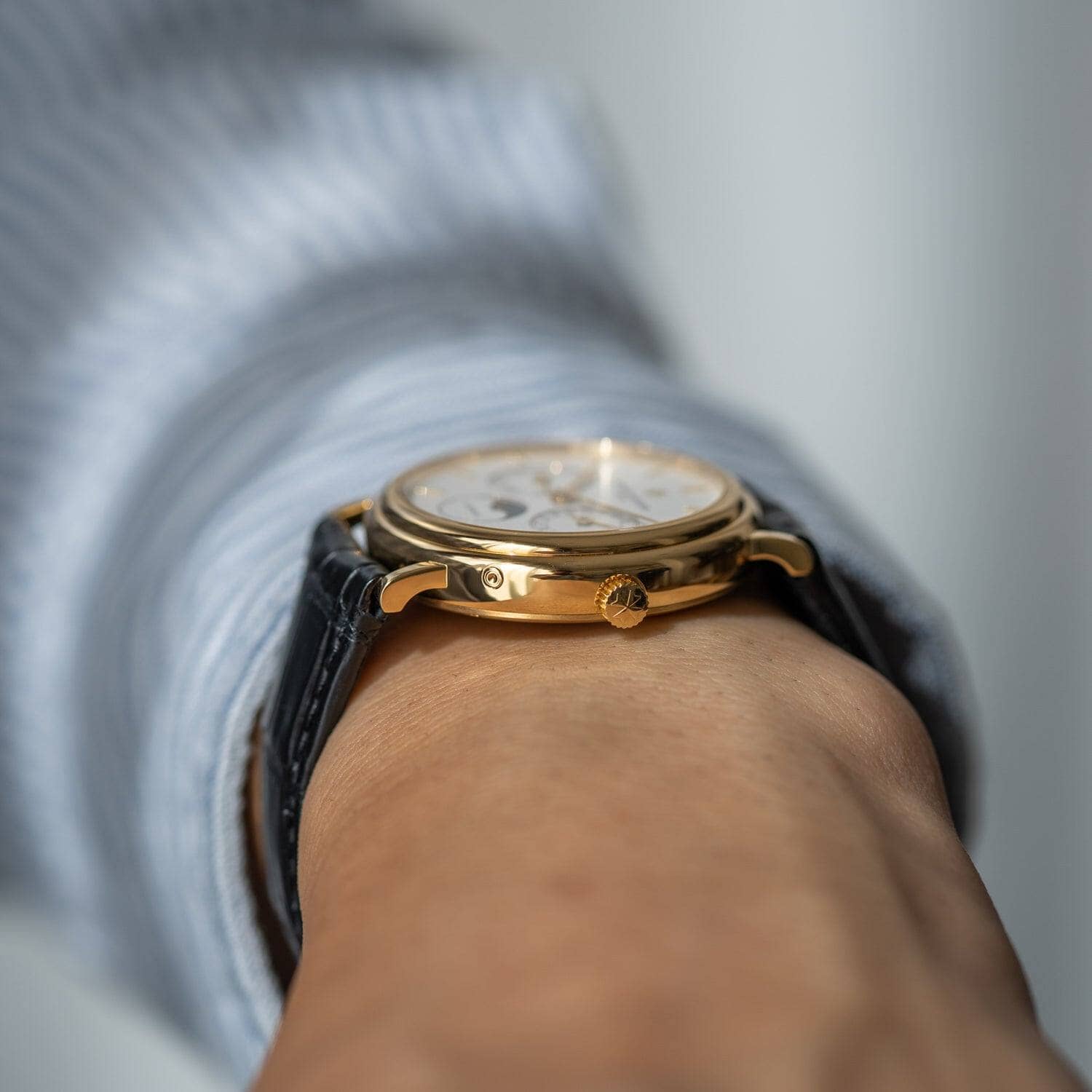 ヴァシュロン・コンスタンタン 47009 YG デイデイト ムーンフェイズ - Arbitro