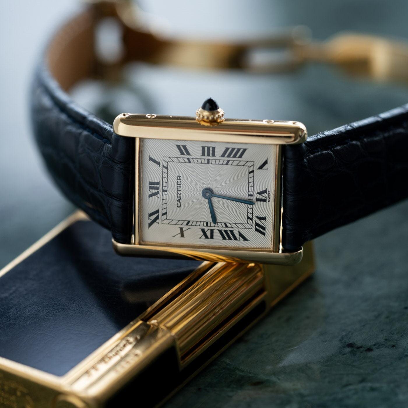 CARTIER Tank Louis Cartier LM 18K YG - Arbitro