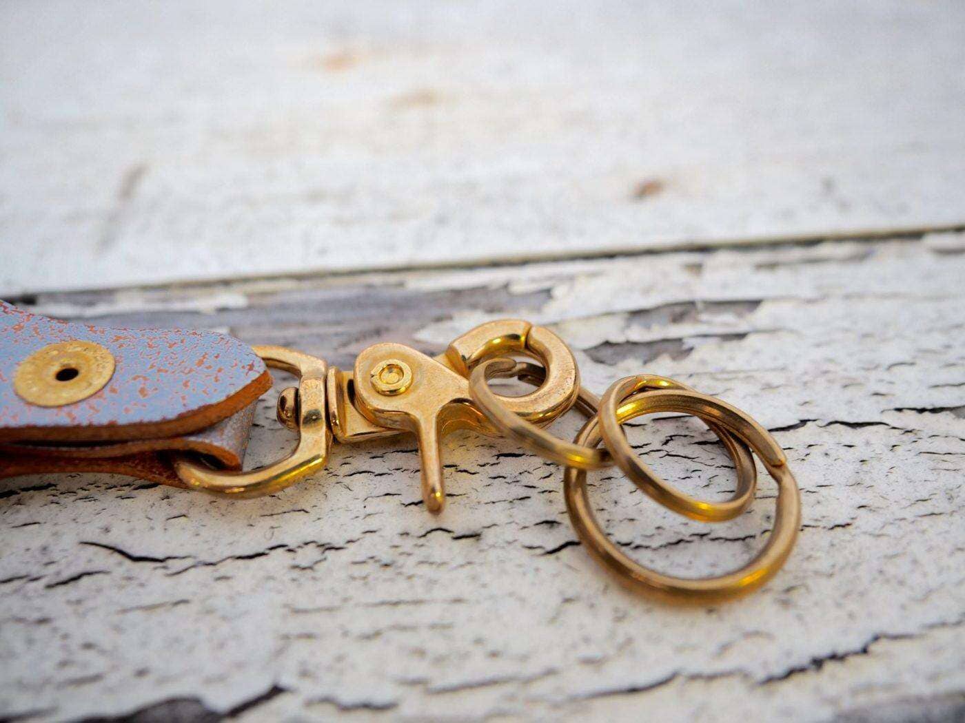 Crack Leather Key Ring クラックレザー キーリング シルバー - Arbitro