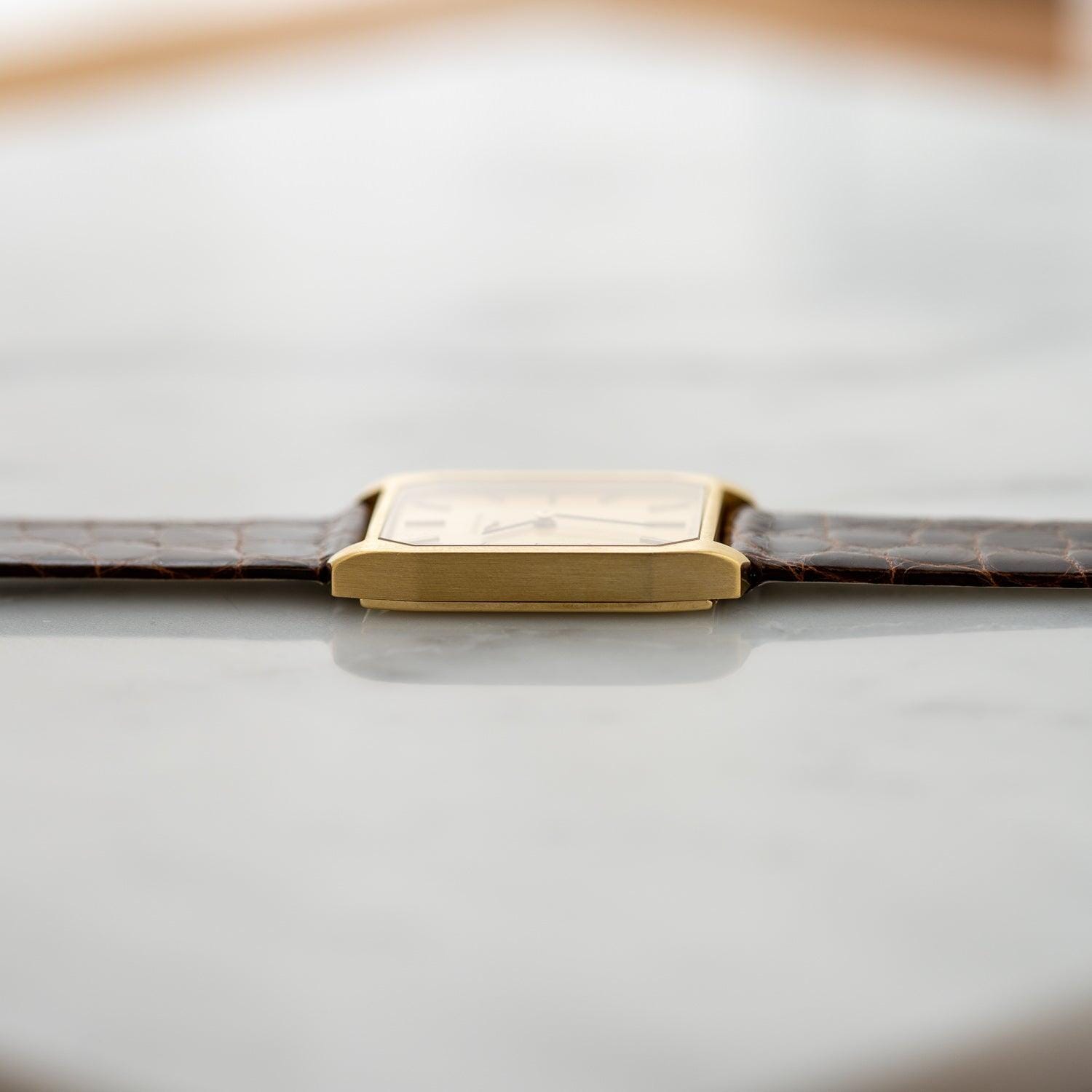 LONGINES Rectangle 4051 YG - Arbitro